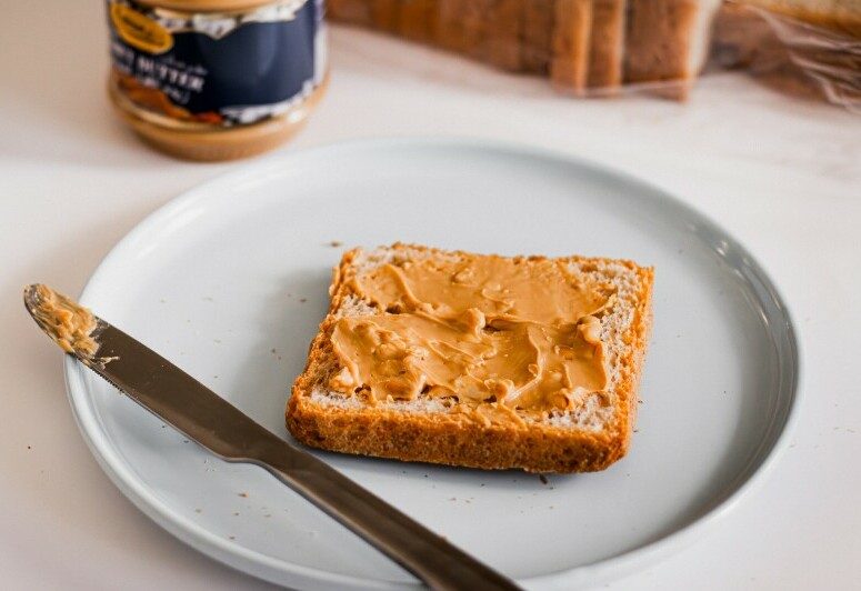 Peanut butter on toast